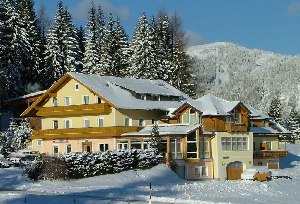 Hotel Gasthof Buchbauer Bad Sankt Leonhard im Lavanttal Esterno foto