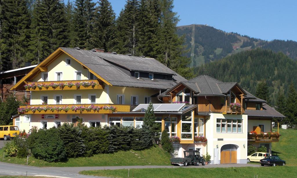 Hotel Gasthof Buchbauer Bad Sankt Leonhard im Lavanttal Esterno foto