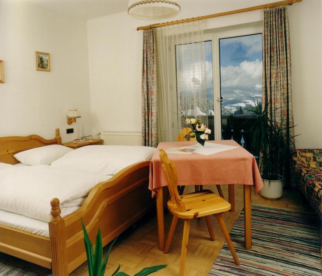 Hotel Gasthof Buchbauer Bad Sankt Leonhard im Lavanttal Esterno foto